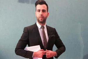 Ургант покаялся перед коммунистами Ургант покаялся перед коммунистами