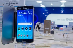 Samsung скупает российские технологии Samsung скупает российские технологии