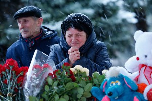 Близкие жертв крушения FZ-981 находятся в шоке Близкие жертв крушения FZ-981 находятся в шоке