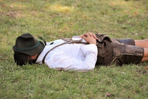 Британец проснулся в Испании после пьянки Британец проснулся в Испании после пьянки