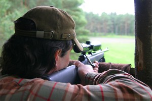 Пьяный москвич застрелил мужчину из ружья Пьяный москвич застрелил мужчину из ружья