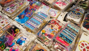 Угонщик А320 грозил взорвать чехлы от телефонов Угонщик А320 грозил взорвать чехлы от телефонов