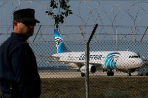 Террорист направил А320 на Кипр из-за бывшей жены Террорист направил А320 на Кипр из-за бывшей жены