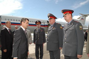 Министр МВД России Рашид Нургалиев прибыл в Брянскую область Фото пресс-службы администрации Брянской области