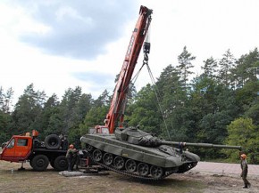 Военную технику для музея боевой славы привезли на Партизанскую поляну Фото пресс-службы администрации Брянской области