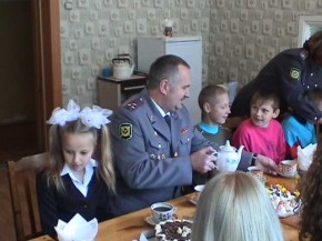 Брянская милиция защищает детей