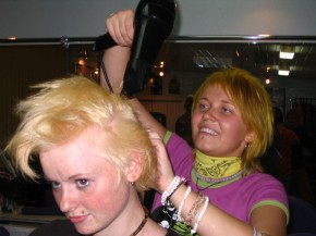 Самовыражение достойно уважения