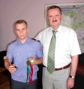 Брянский милиционер Андрей Моторкин завоевал Кубок мира по самбо