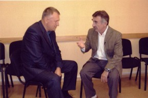 Фильм про цыганскую банду пятидесятых сняли в Брянске Врио начальника криминальной милиции УВД полковник милиции А.А. Фролов и ведущий передачи «Следствие вели…» народный артист СССР Л.С. Каневский