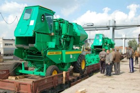Хозяйства Брянской области получили новые комбайны