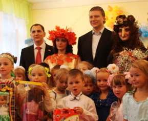 Алексей Рассыльщиков и Андрей Иванов обещают детские сады детям.