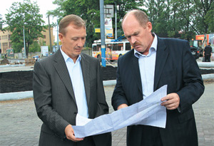 Губернатор Николай Денин со своим протеже на посту мэра Брянска Сергеем Смирновым